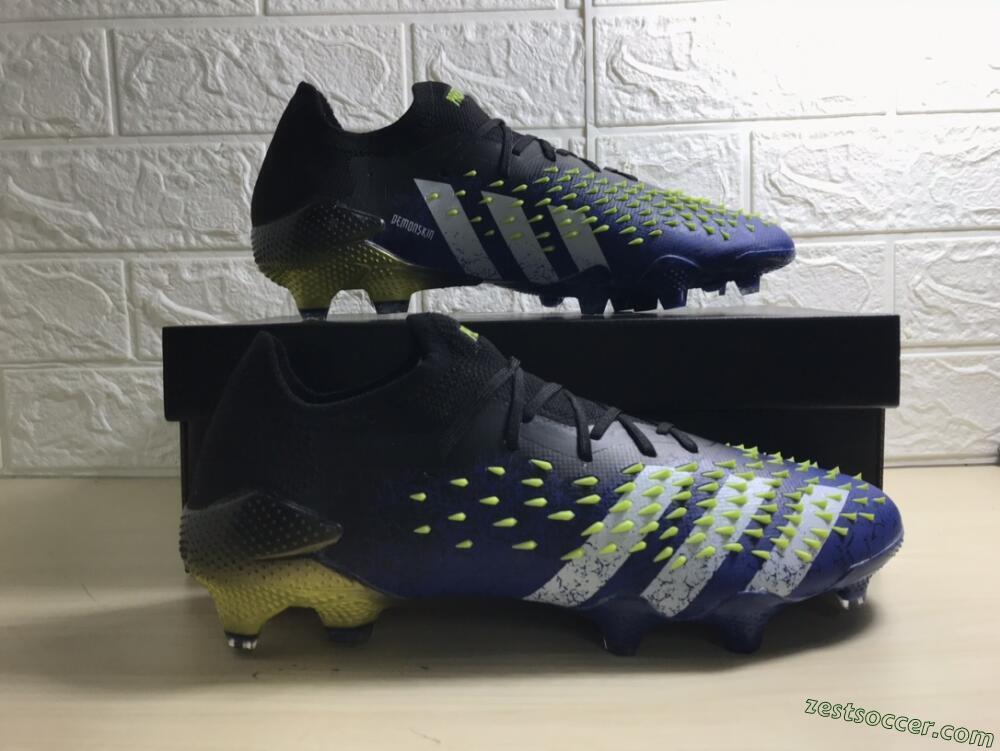 Adidas Predator Freak.1 Low FG Low-Tops Soccer Cleats - Black/Blue/Green