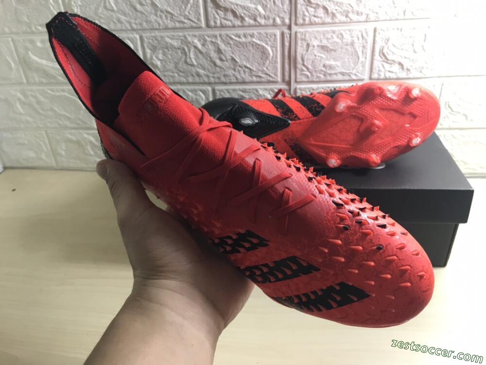 Adidas Predator Freak.1 FG High-Tops Soccer Cleats - Red/Black