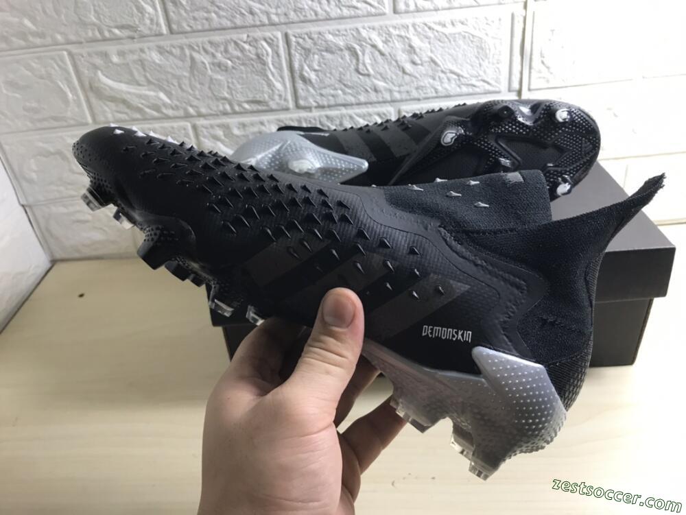 Adidas Predator Freak+ FG High-Tops Soccer Cleats - Black/Siliver