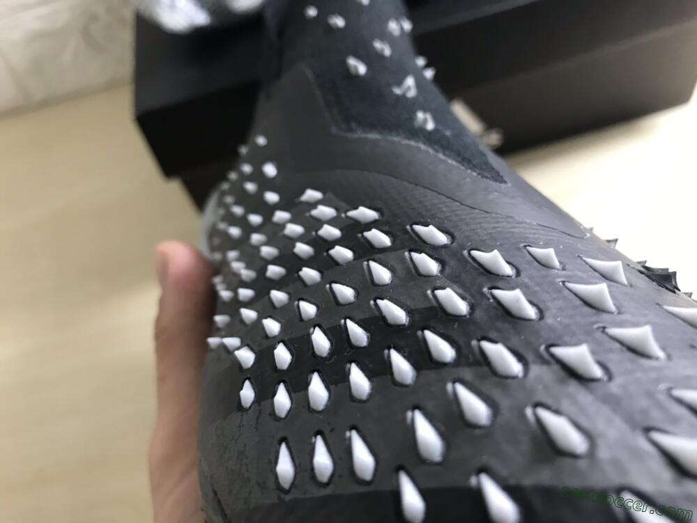 Adidas Predator Freak+ FG High-Tops Soccer Cleats - Black/Siliver