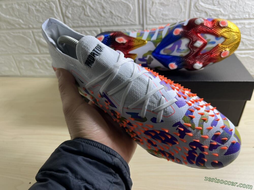 Adidas Predator Freak.1 Low FG High-Tops Soccer Cleats - White/Blue/Orange/Gold