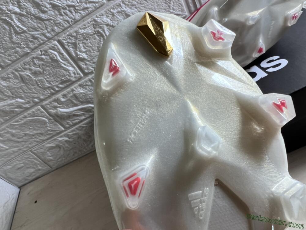 Adidas Predator Edge.1 Low FG Low-Tops Soccer Cleats - White/Red