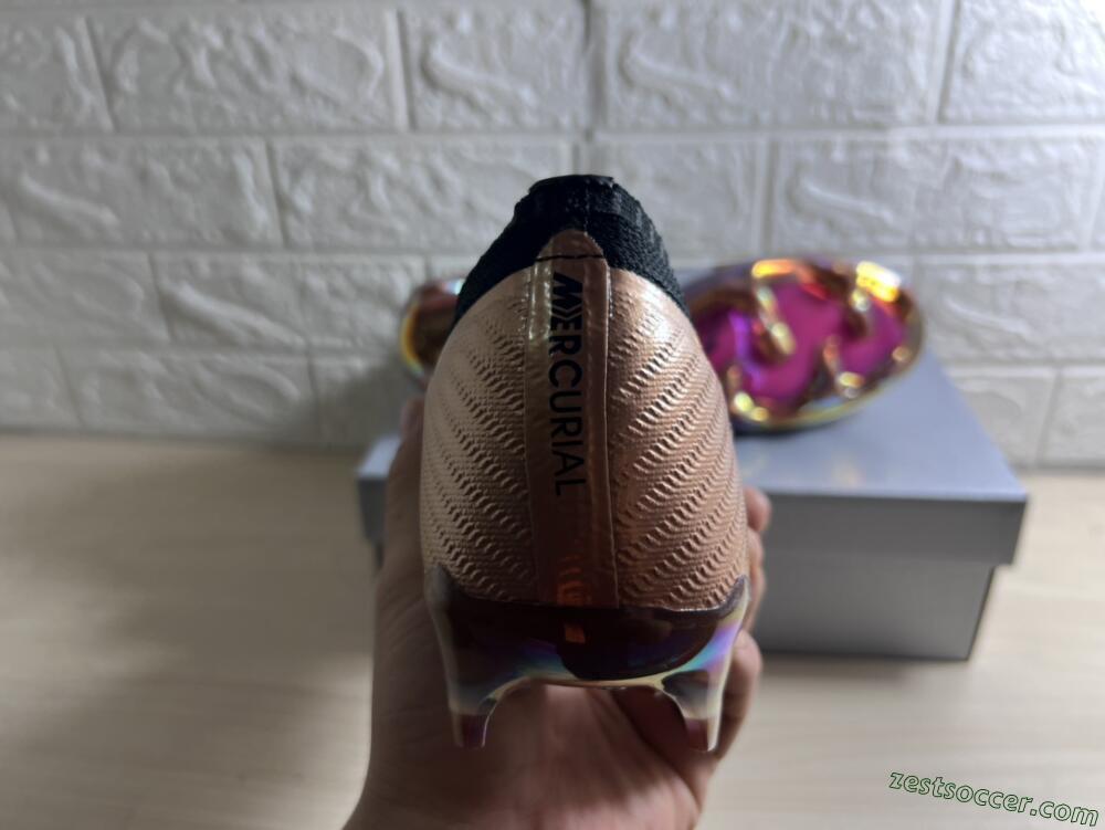 Nike Air Zoom Mercurial Vapor 15 Elite FG Low-Tops Soccer Cleats - Gold/White/Black