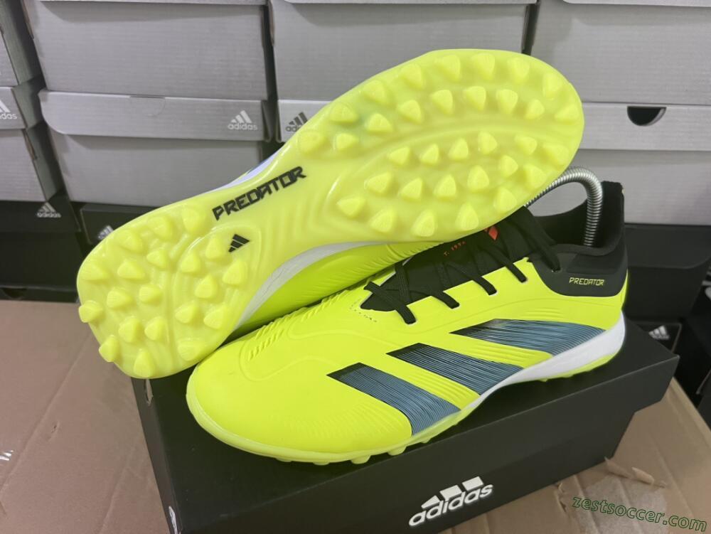 Adidas Predator Accuracy Elite TF Low-Tops Soccer Shoes - Yellow/Black/Silver