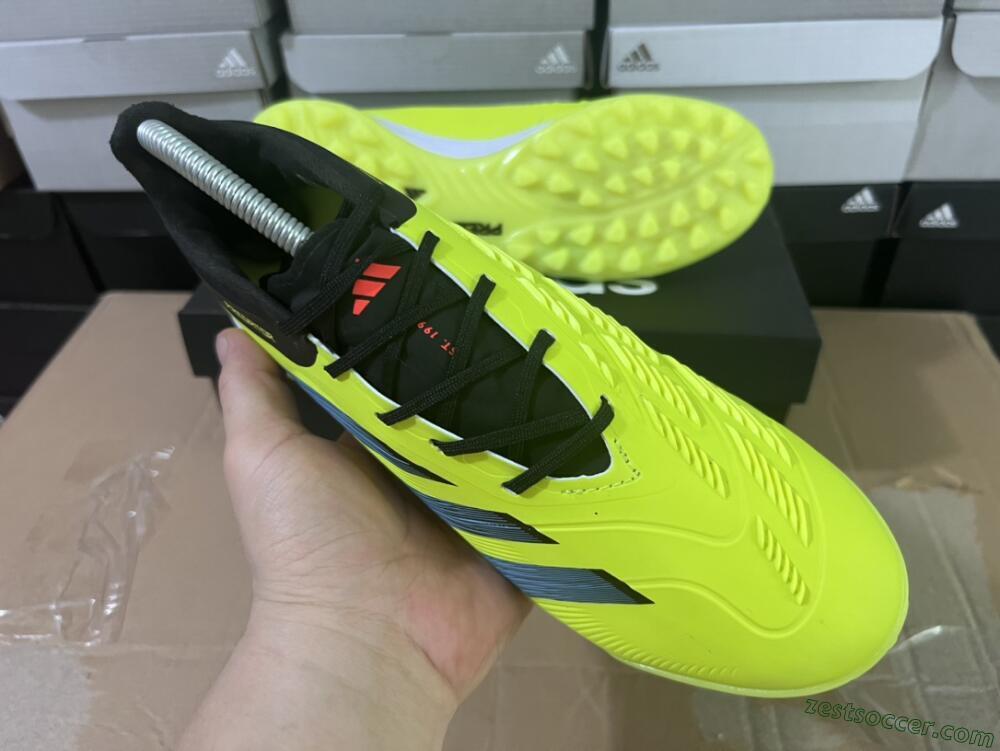 Adidas Predator Accuracy Elite TF Low-Tops Soccer Shoes - Yellow/Black/Silver