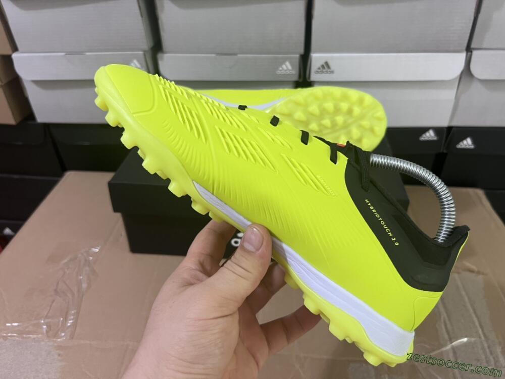 Adidas Predator Accuracy Elite TF Low-Tops Soccer Shoes - Yellow/Black/Silver
