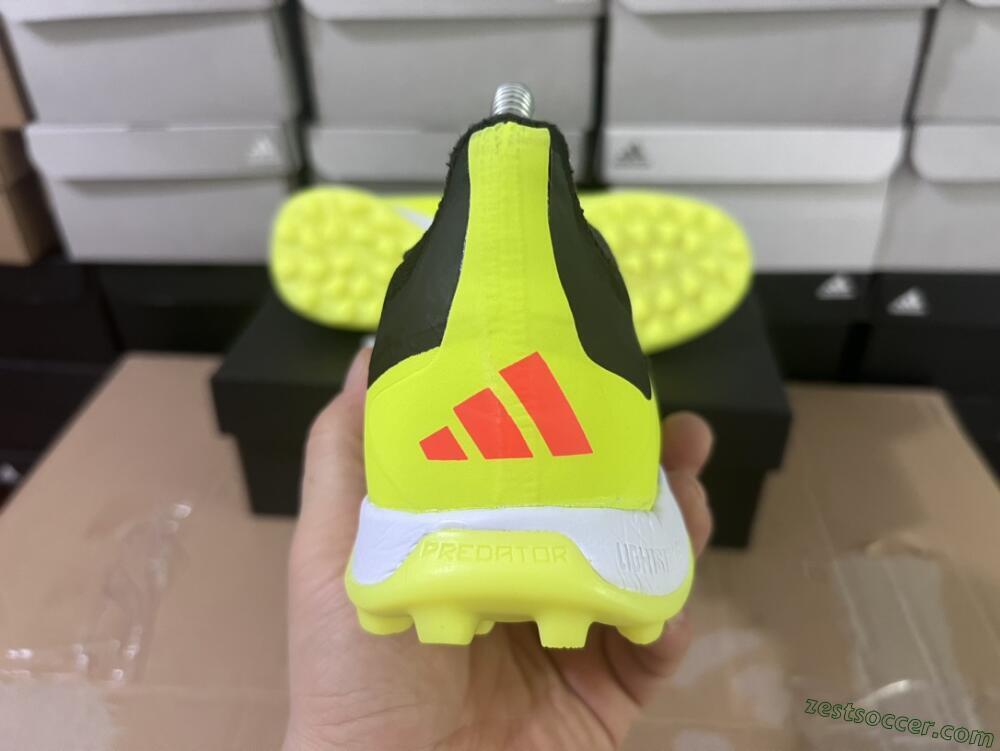 Adidas Predator Accuracy Elite TF Low-Tops Soccer Shoes - Yellow/Black/Silver