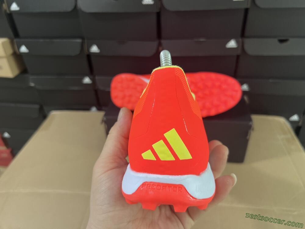 Adidas Predator Elite TF Low-Tops Soccer Shoes - Red/Black/White