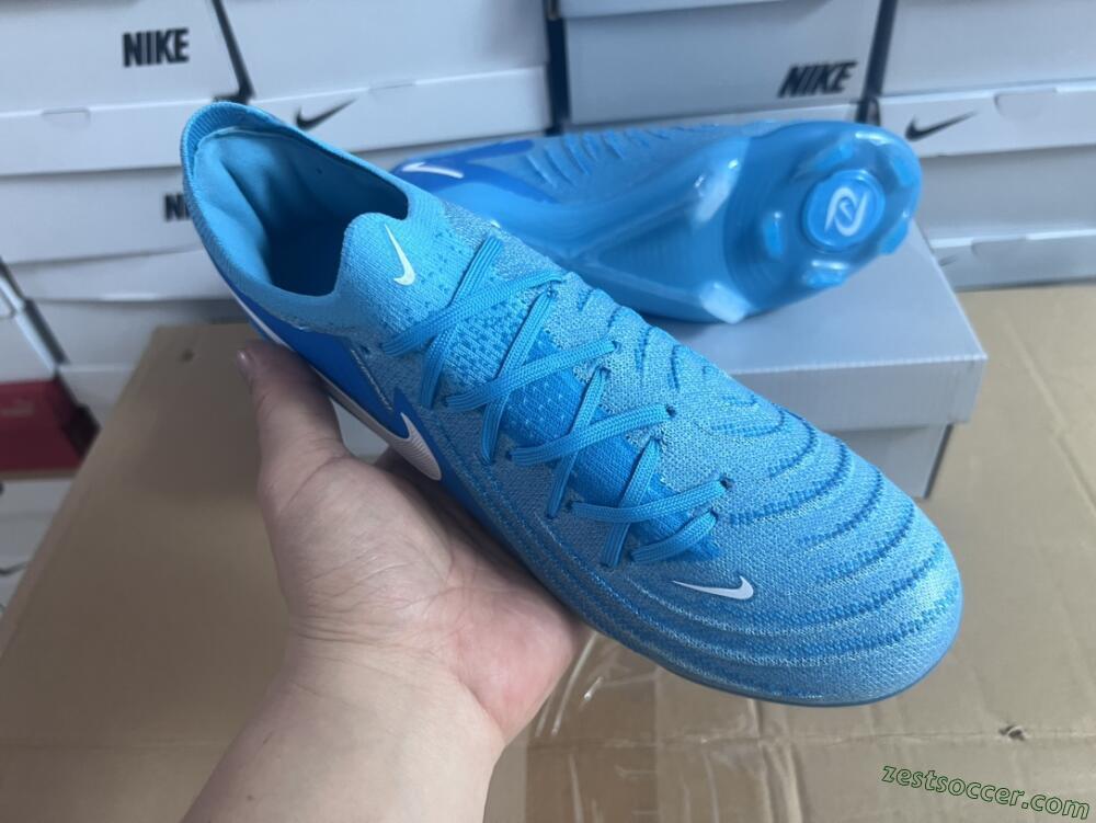 Nike Phantom Luna Elite NU FG Low-Tops Soccer Cleats - Light Blue/White