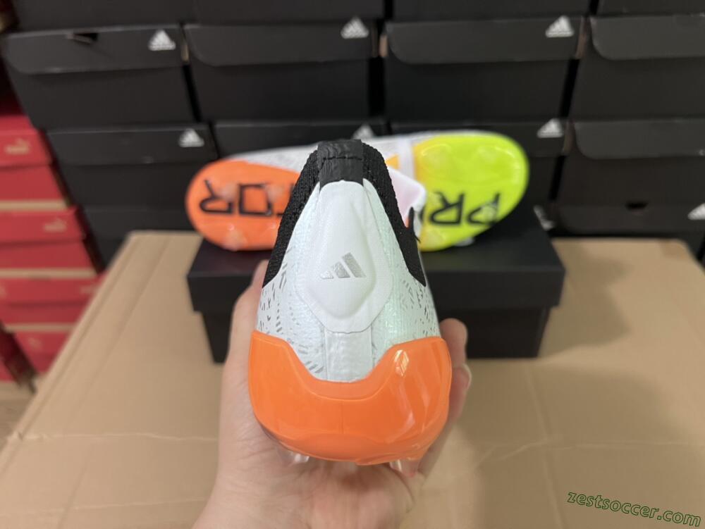 Adidas Predator Elite Foldover Tongue FG Low-Tops Soccer Cleats - White/Black/Orange