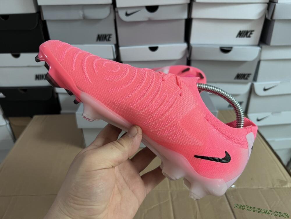 Nike Phantom Luna Elite FG Low-Tops Soccer Cleats - Pink/Black