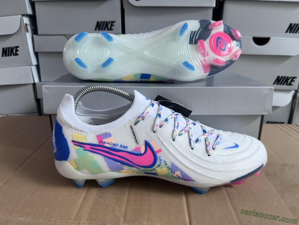 Nike Phantom Luna Elite NU FG Low-Tops Soccer Cleats - Beige/Blue/Yellow/Pink
