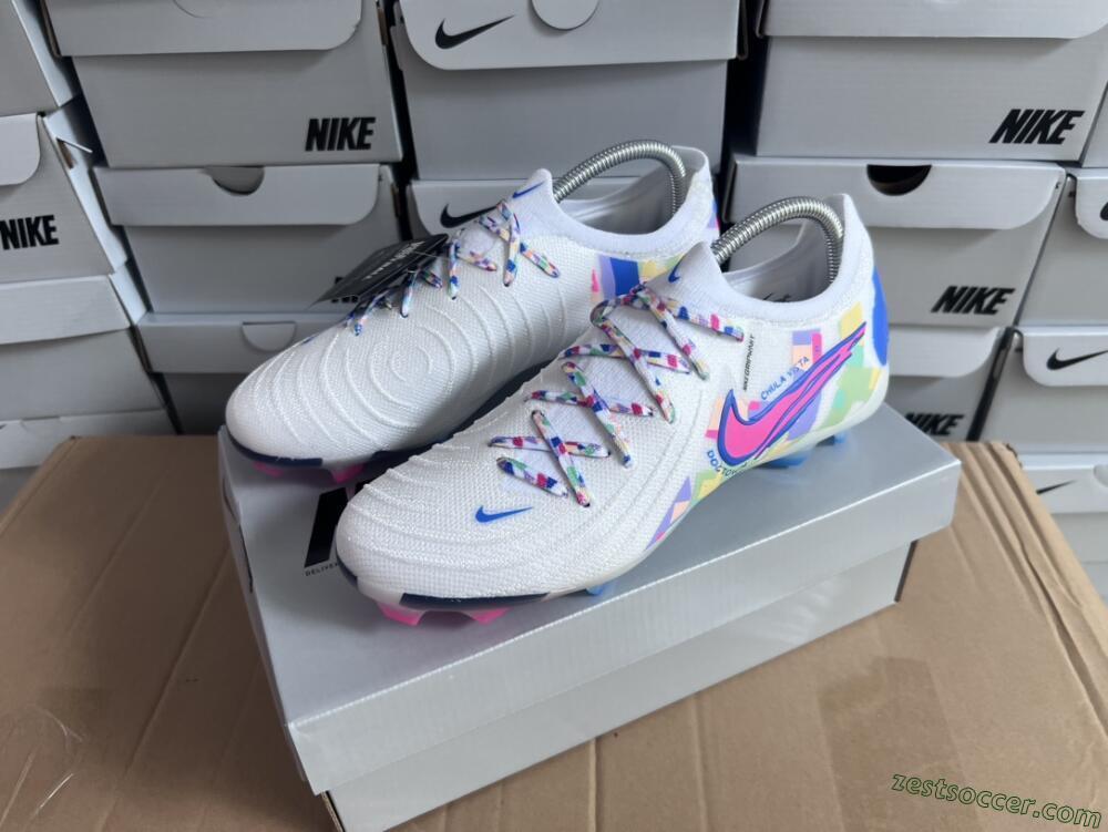 Nike Phantom Luna Elite NU FG Low-Tops Soccer Cleats - Beige/Blue/Yellow/Pink