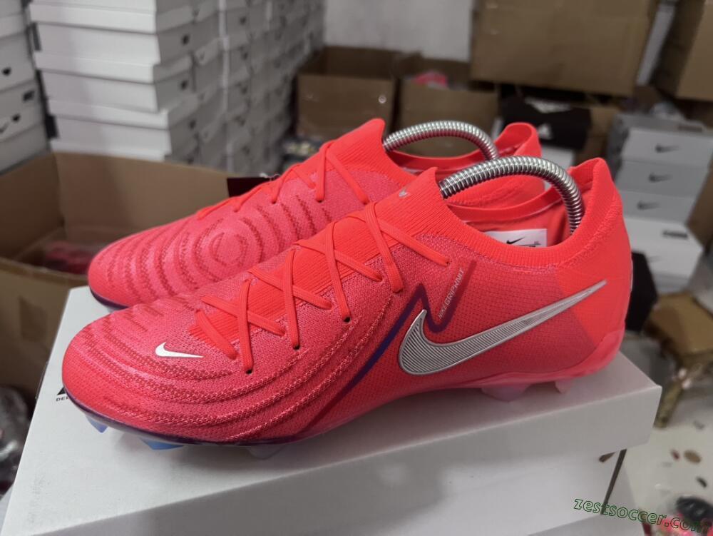 Nike Phantom Luna Elite FG Low-Tops Soccer Cleats - Red/Blue/Gold