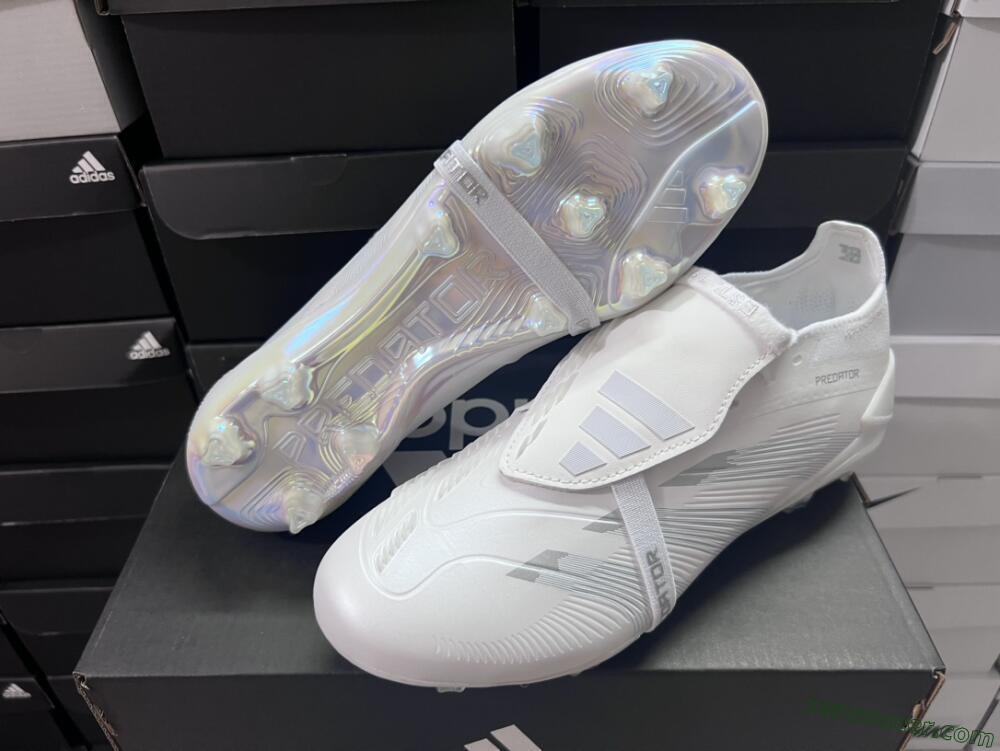 Adidas Predator Elite Foldover Tongue FG Low-Tops Soccer Cleats - Beige/White/Silver