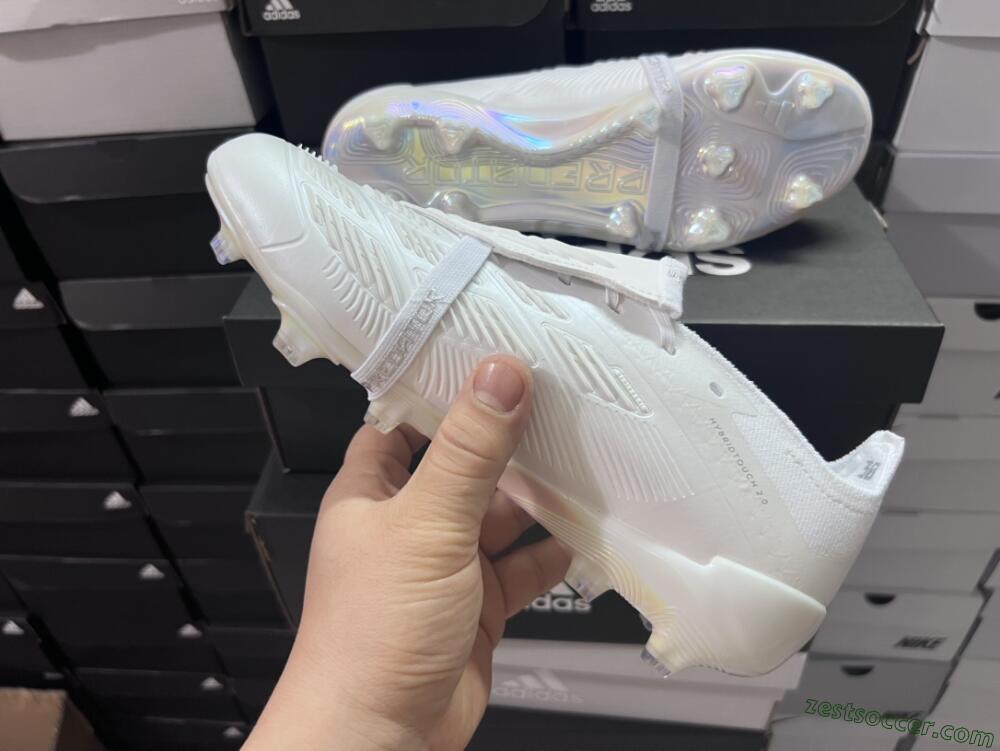 Adidas Predator Elite Foldover Tongue FG Low-Tops Soccer Cleats - Beige/White/Silver