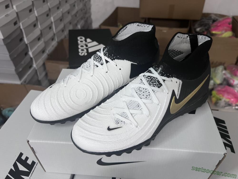 Nike Phantom Luna Elite NU FG High-Tops Soccer Cleats - White/Black/Gold
