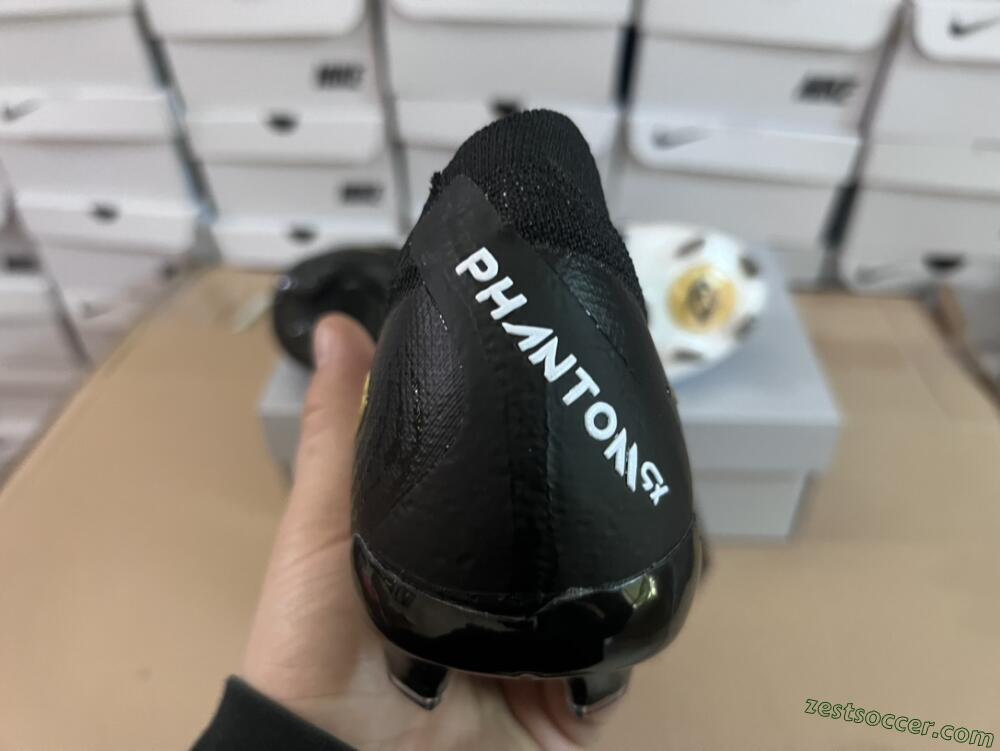 Nike Phantom Luna Elite Low FG Low-Tops Soccer Cleats - White/Black/Gold