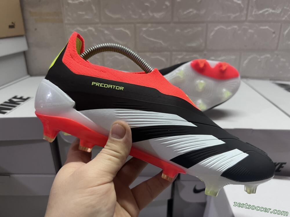 Adidas Predator Elite Laceless FG Low-Tops Soccer Cleats - Black/White/Red