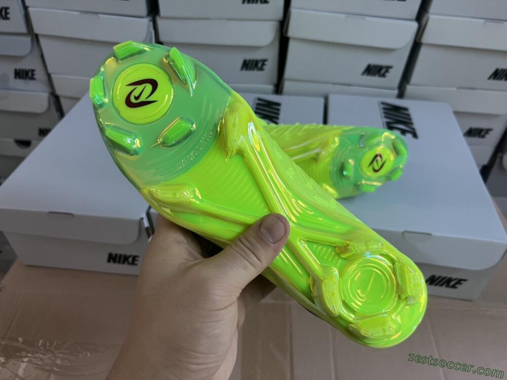 Nike Phantom Luna Elite FG High-Tops Soccer Cleats - Green/Black/White