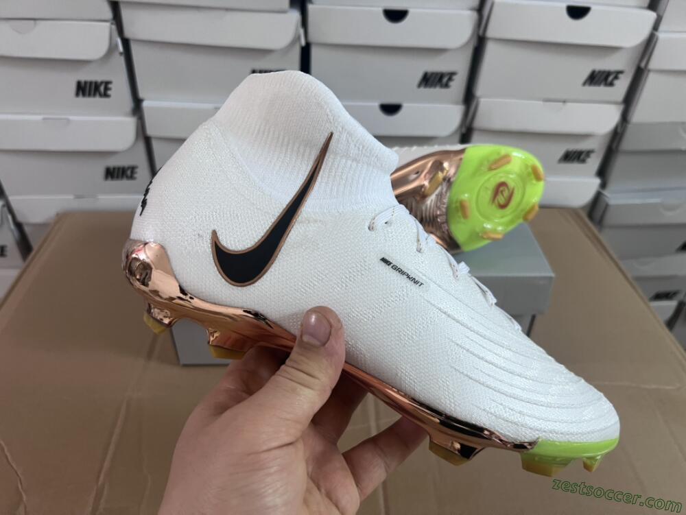 Nike Phantom Luna Elite NU FG High-Tops Soccer Cleats - White/Gold/Black