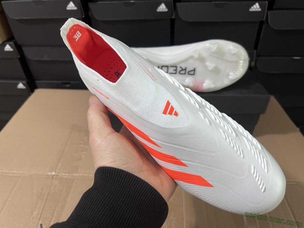 Adidas Predator Accuracy+ FG Low-Tops Soccer Cleats - Beige/White/Red