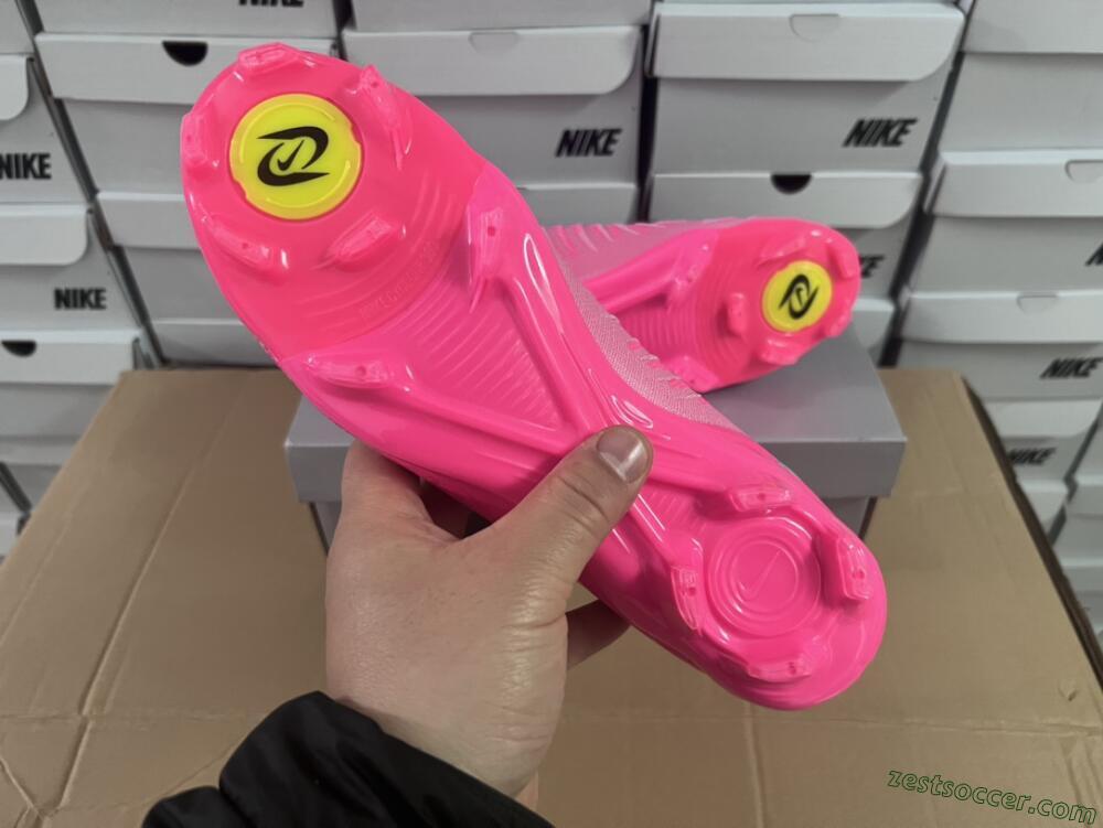 Nike Phantom Luna Elite NU FG High-Tops Soccer Cleats - Pink/Yellow/Jade