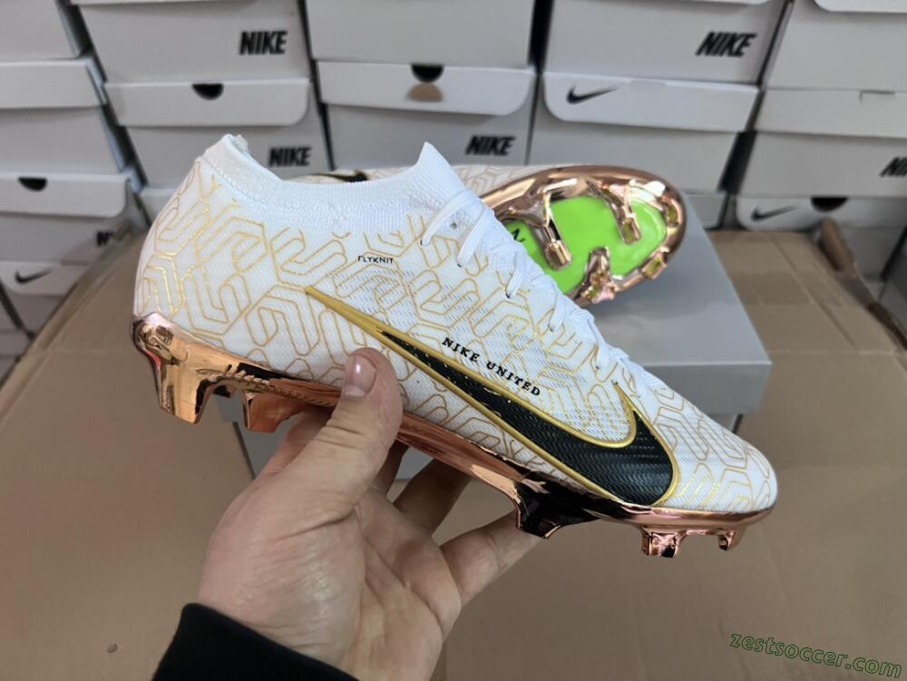 Nike Air Zoom Mercurial Vapor 15 Elite FG Low-Tops Soccer Cleats - White/Gold/Black