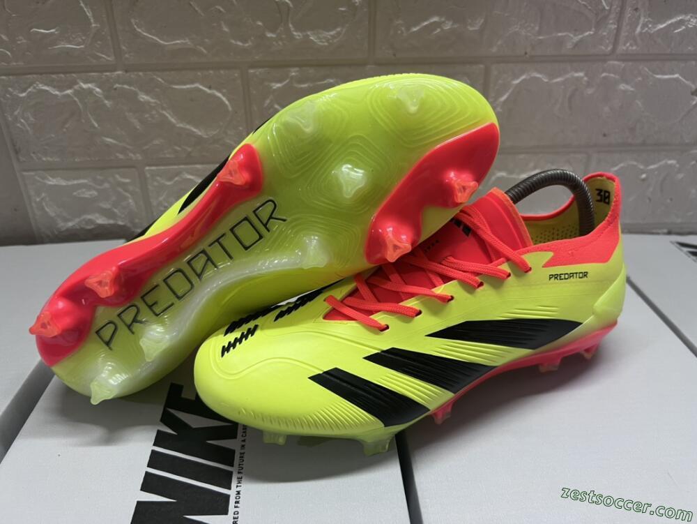 Adidas Predator Accuracy.1 FG Low-Tops Soccer Cleats - Green/Red/Black