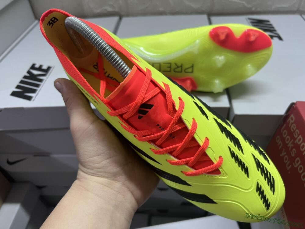 Adidas Predator Accuracy.1 FG Low-Tops Soccer Cleats - Green/Red/Black