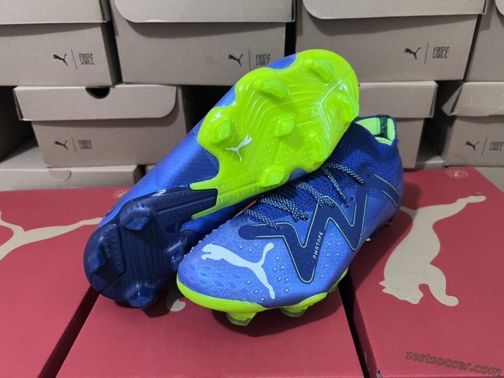 Puma Future Ultimate FG Low-Tops Soccer Cleats - Blue/Black/Yellow