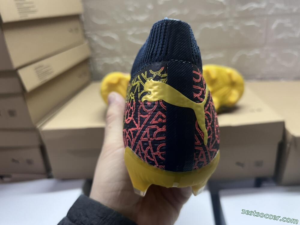 Puma Future Ultimate Limited Edition FG Low-Tops Soccer Cleats - Blue/Yellow/Red