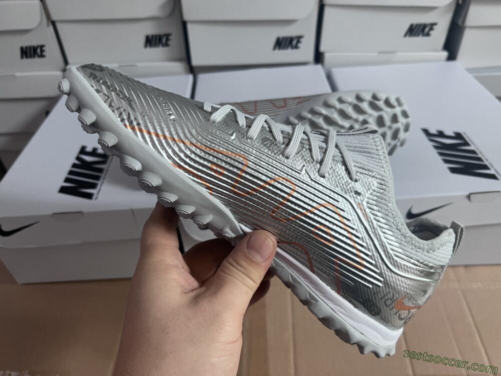 Nike Air Zoom Mercurial Vapor 15 Pro TF Low-Tops Soccer Shoes - Silver/Gold/Black