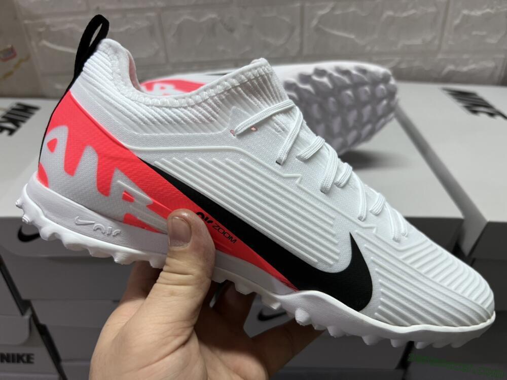 Nike Air Zoom Mercurial Vapor 15 Pro TF Low-Tops Soccer Shoes - White/Black/Red