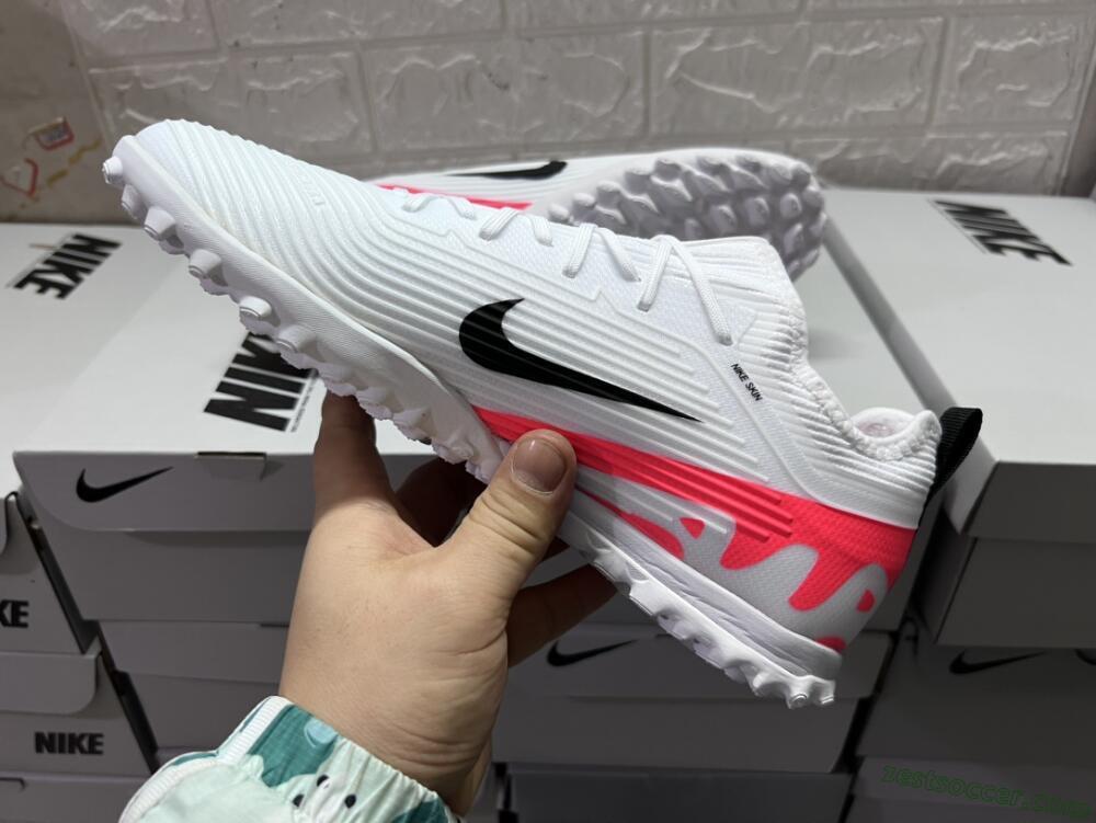 Nike Air Zoom Mercurial Vapor 15 Pro TF Low-Tops Soccer Shoes - White/Black/Red