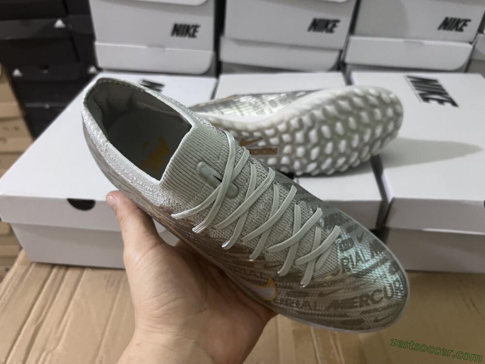 Nike Air Zoom Mercurial Vapor 15 Elite TF Low-Tops Soccer Shoes - Silver/Gold