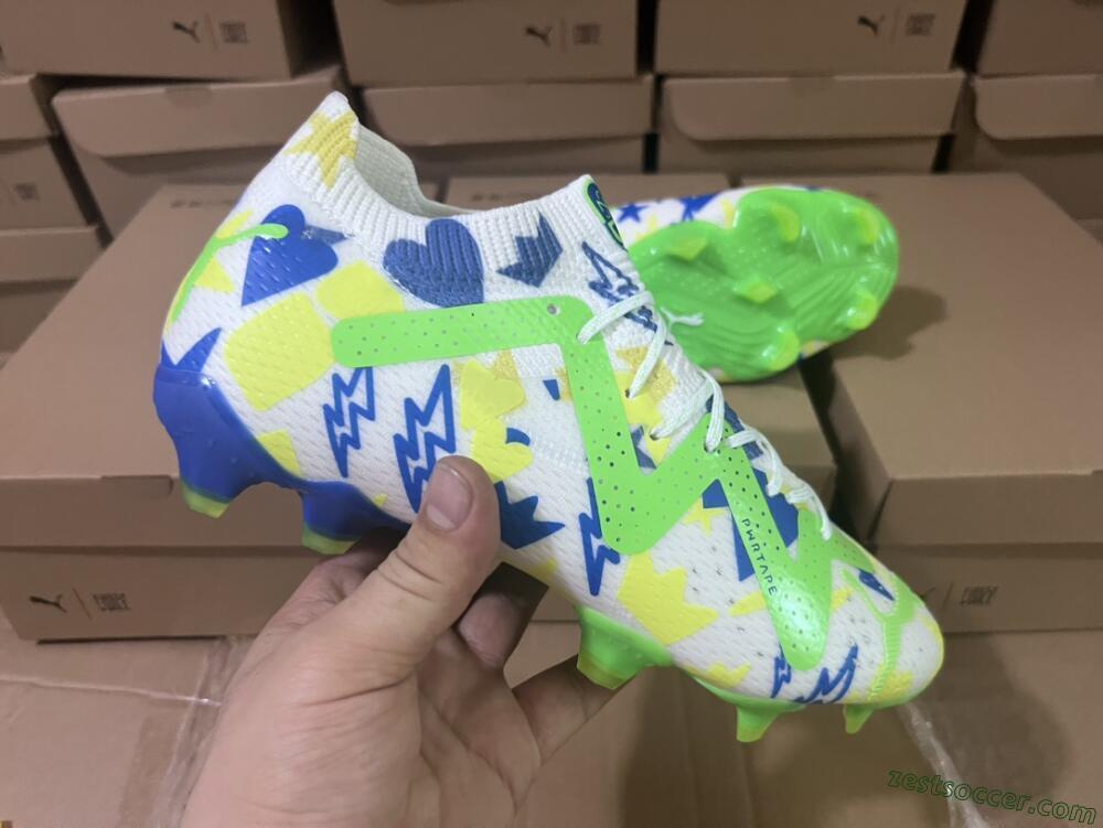 Puma Future Ultimate DNA FG Low-Tops Soccer Cleats - White/Blue/Yellow/Green