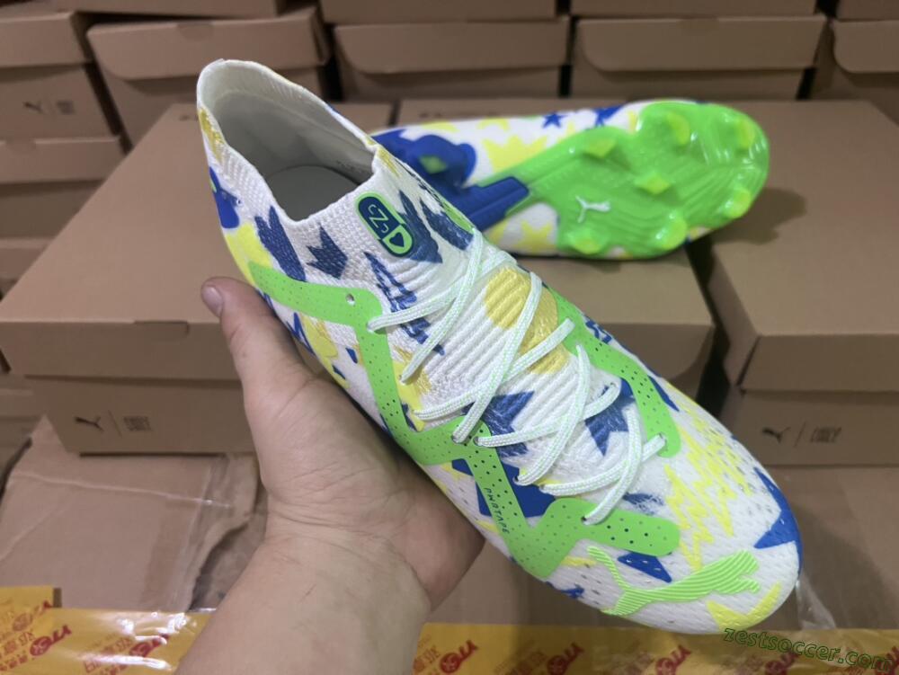 Puma Future Ultimate DNA FG Low-Tops Soccer Cleats - White/Blue/Yellow/Green