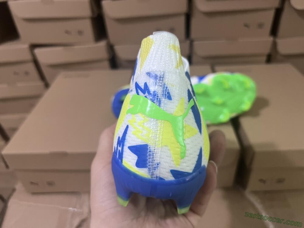 Puma Future Ultimate DNA FG Low-Tops Soccer Cleats - White/Blue/Yellow/Green