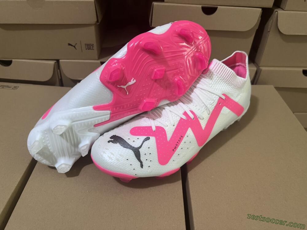 Puma Future Ultimate FG Low-Tops Soccer Cleats - White/Pink/Black