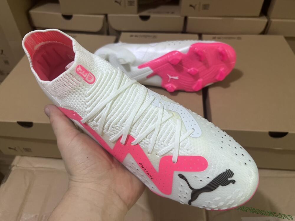 Puma Future Ultimate FG Low-Tops Soccer Cleats - White/Pink/Black