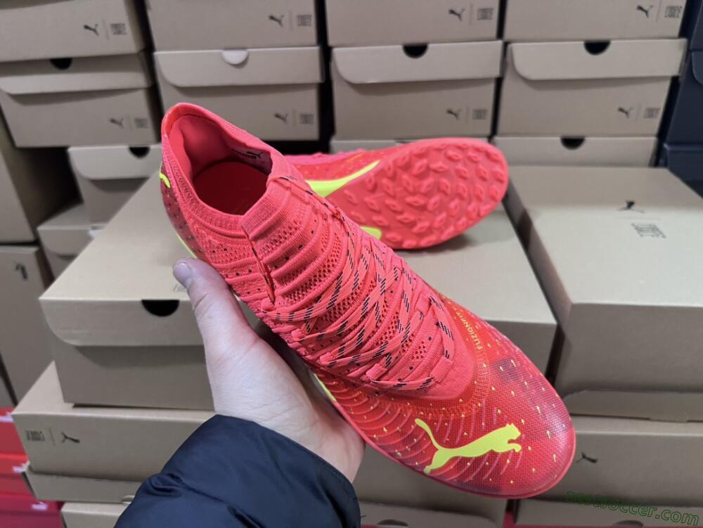 Puma Future Z 1.3 Instinct TF Low-Tops Soccer Shoes - Orange/Yellow