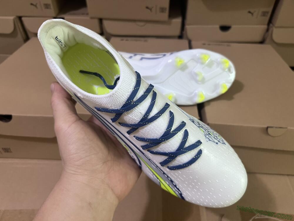 Puma Ultra Ultimate FG Low-Tops Soccer Cleats - White/Blue/Green