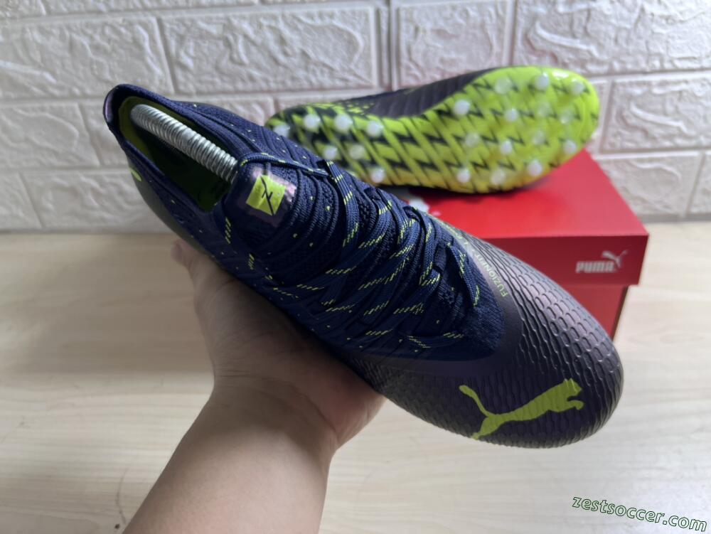 Puma Future Z 1.3 Instinct MG Low-Tops Soccer Cleats - Black/Green