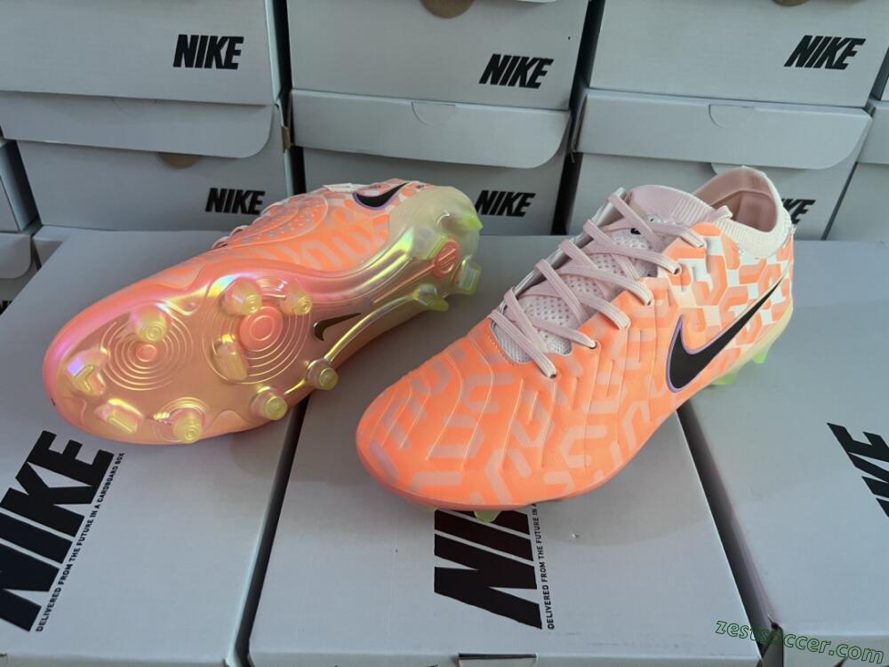 Nike Tiempo Legend 10 Elite FG Low-Tops Soccer Cleats - Pink/Black