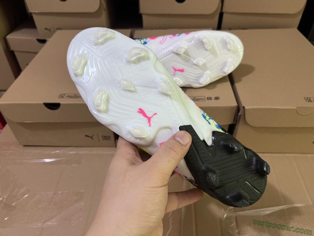 Puma Future X Powercat Tokyo Match FG Low-Tops Soccer Cleats - White/Black/Green/Pink