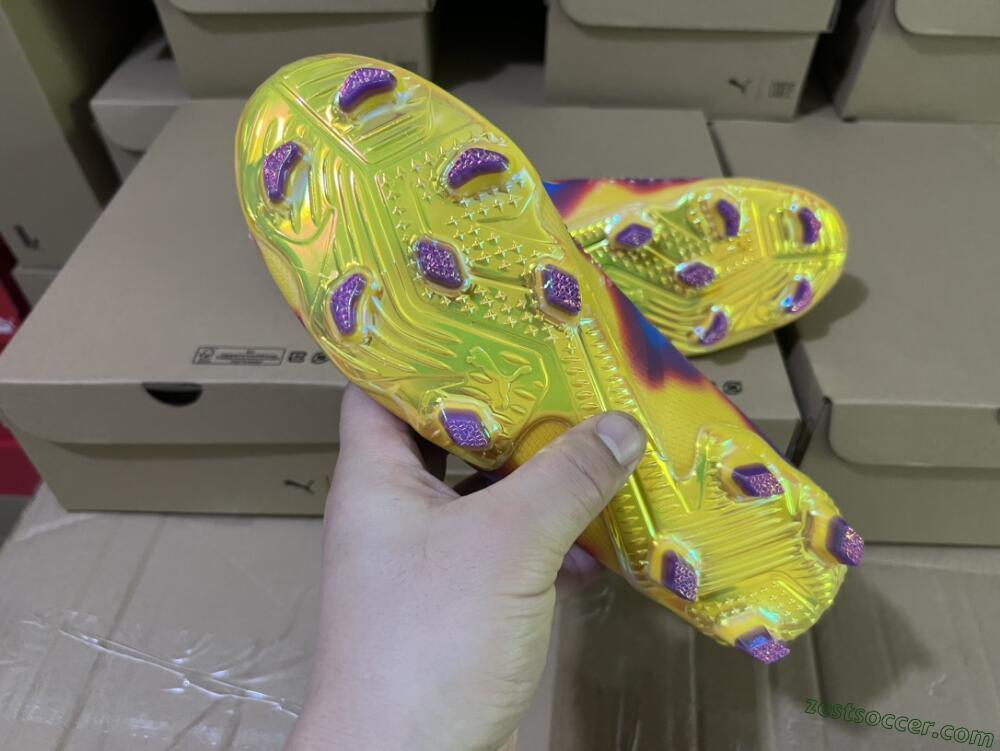Puma Future Ultimate FG Low-Tops Soccer Cleats - Black/Purple/Yellow