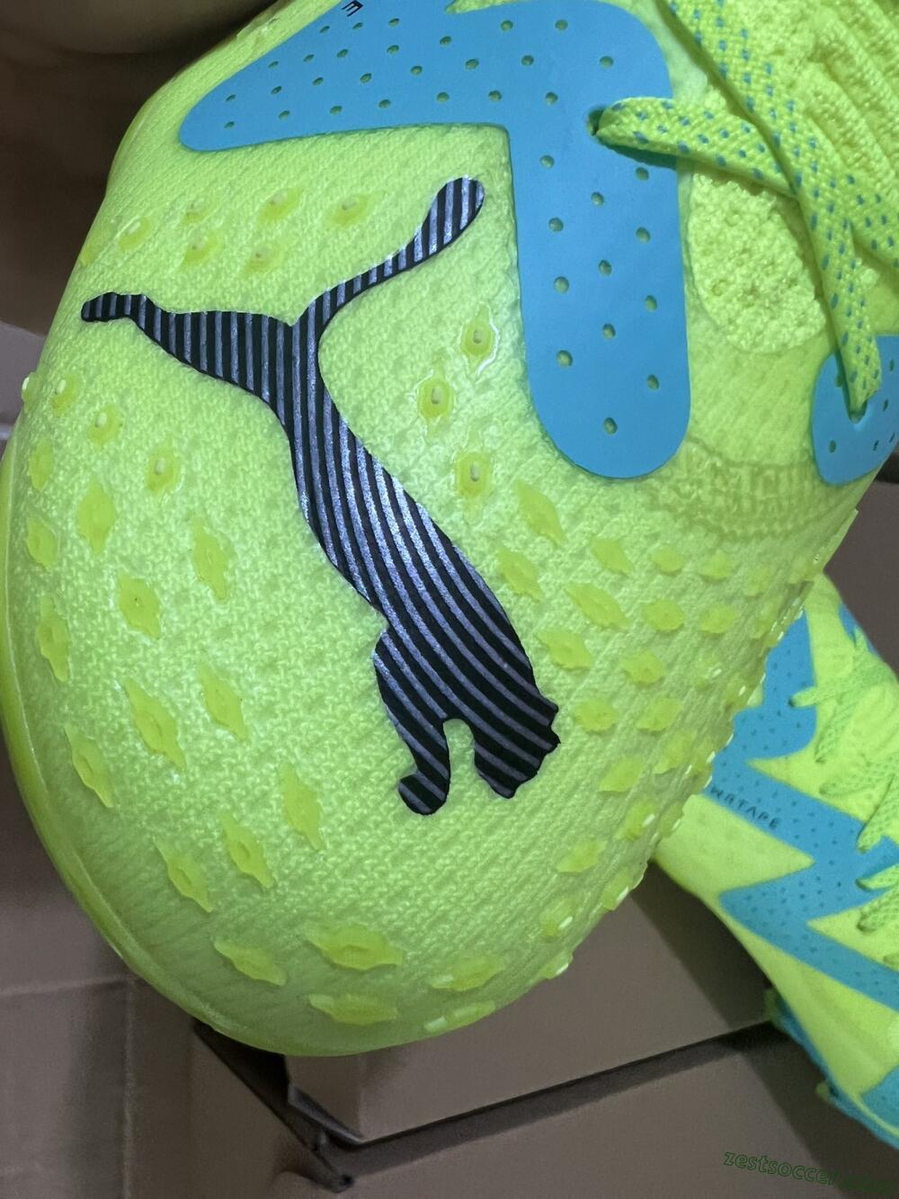 Puma Future Ultimate FG Low-Tops Soccer Cleats - Green/Blue/Black