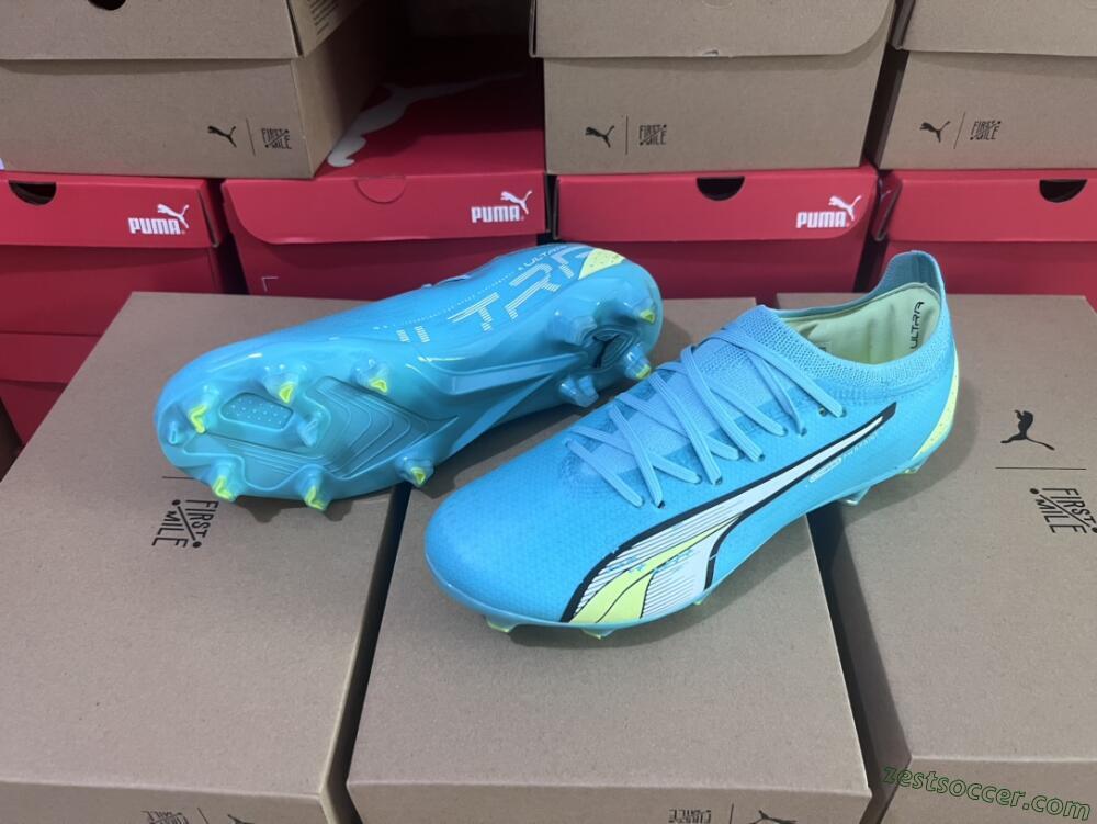Puma Ultra Ultimate FG Low-Tops Soccer Cleats - Blue/White/Green