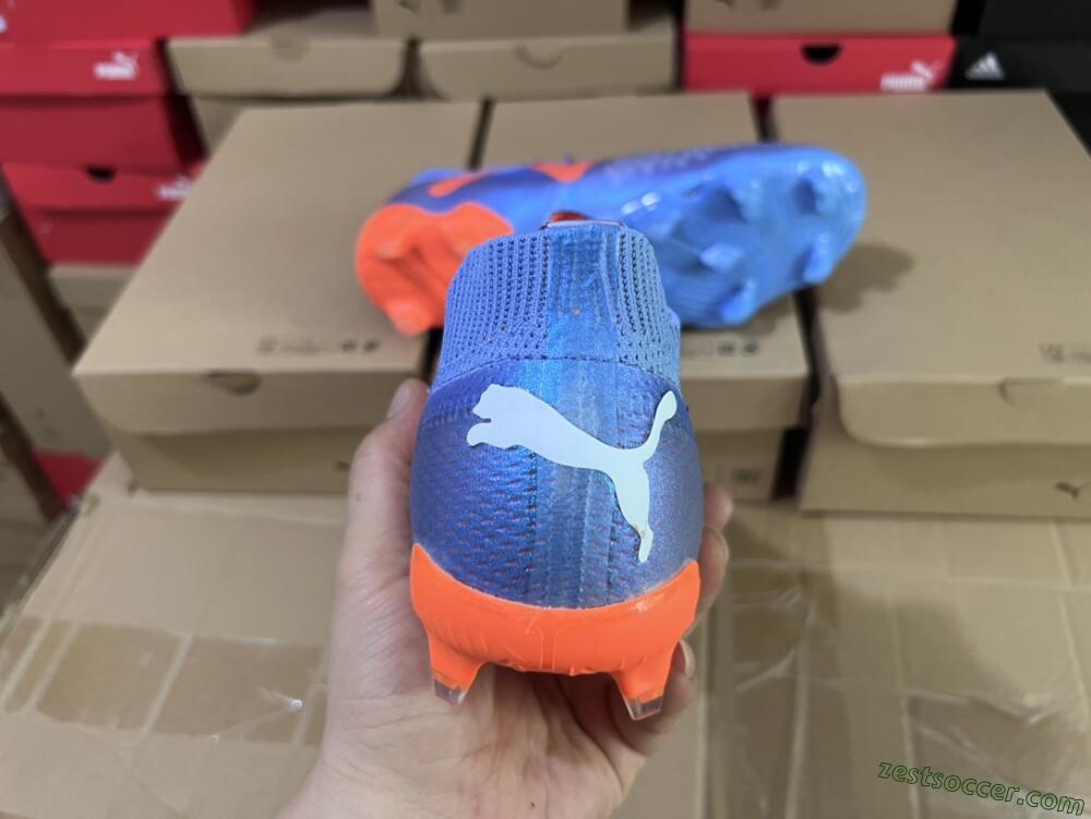Puma Future Ultimate FG Low-Tops Soccer Cleats - Blue/Orange/White